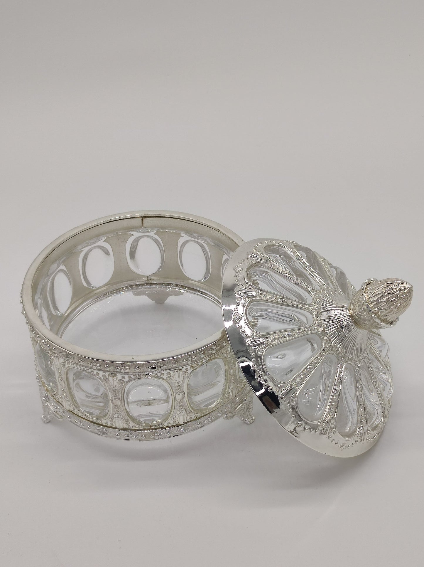 Très belle bonbonnière en verre et métal argenté - D & C