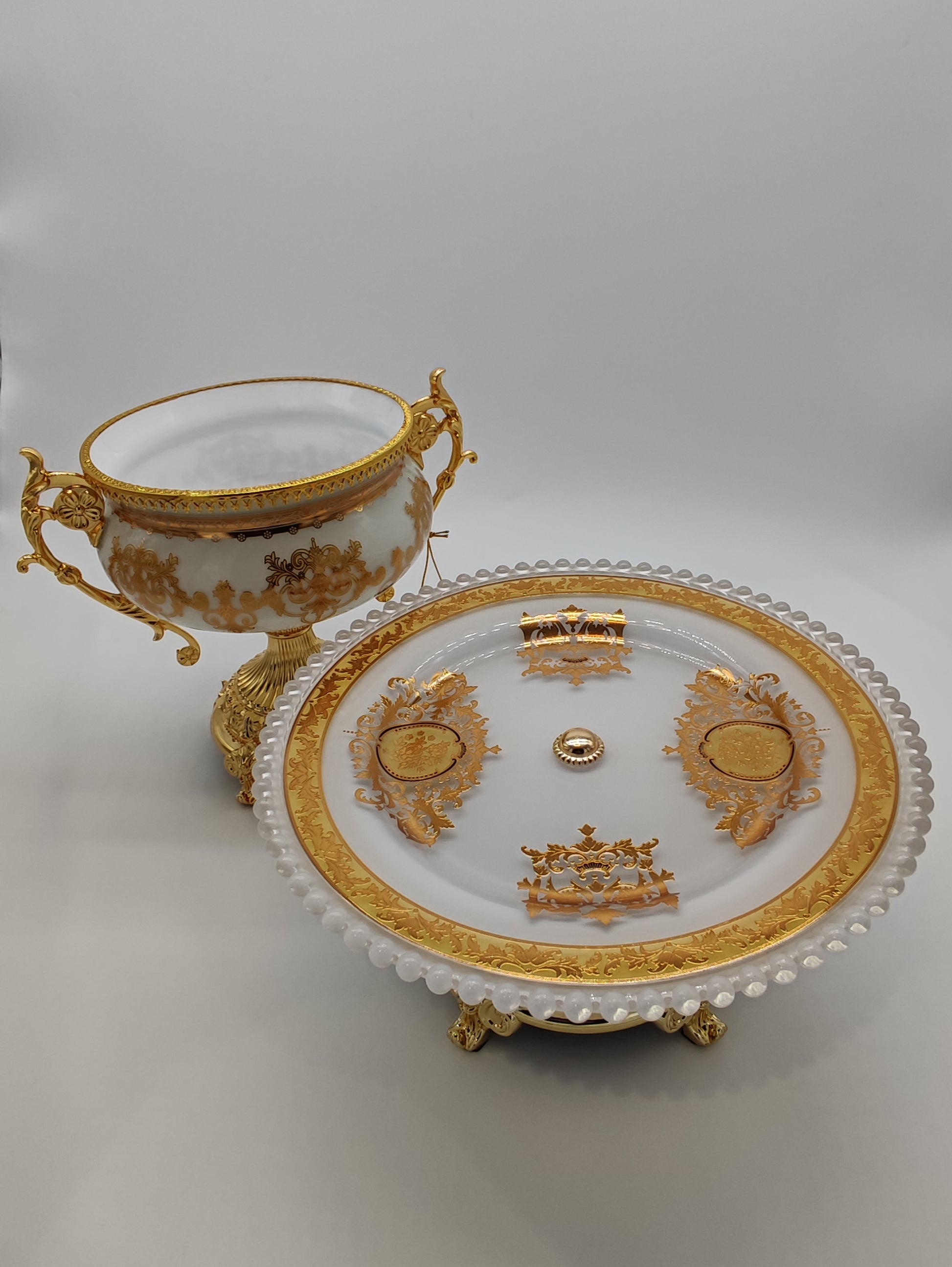 Magnifique assiette style baroque - D & C