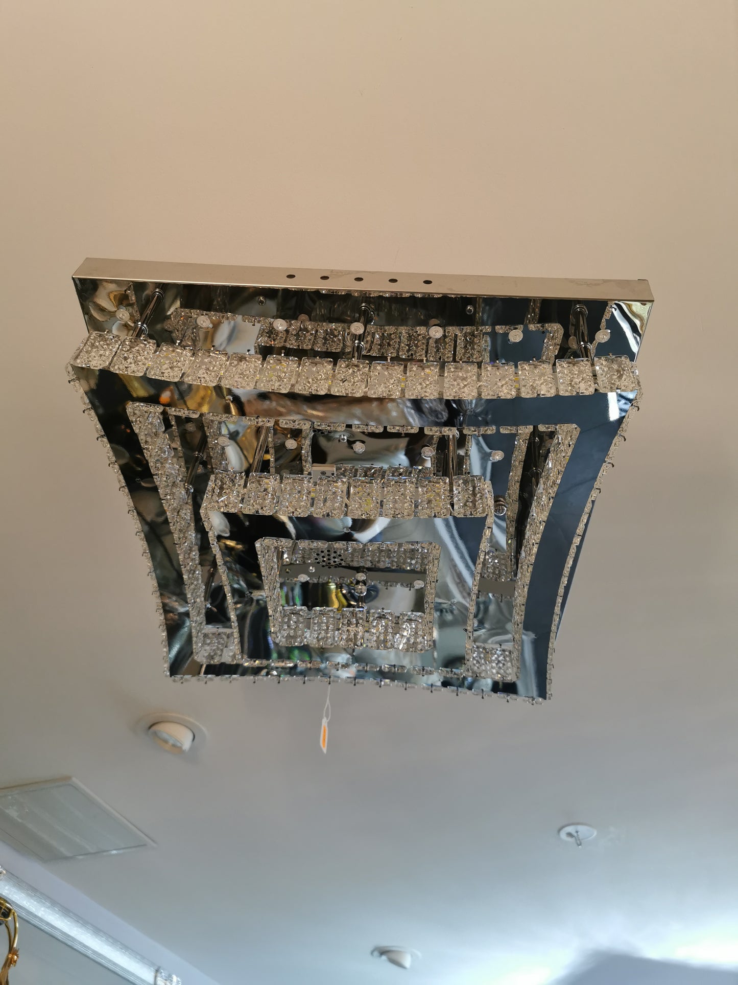 Lustre plafonnier LED Bluetooth avec télécommande – 50x50 cm – Neuf