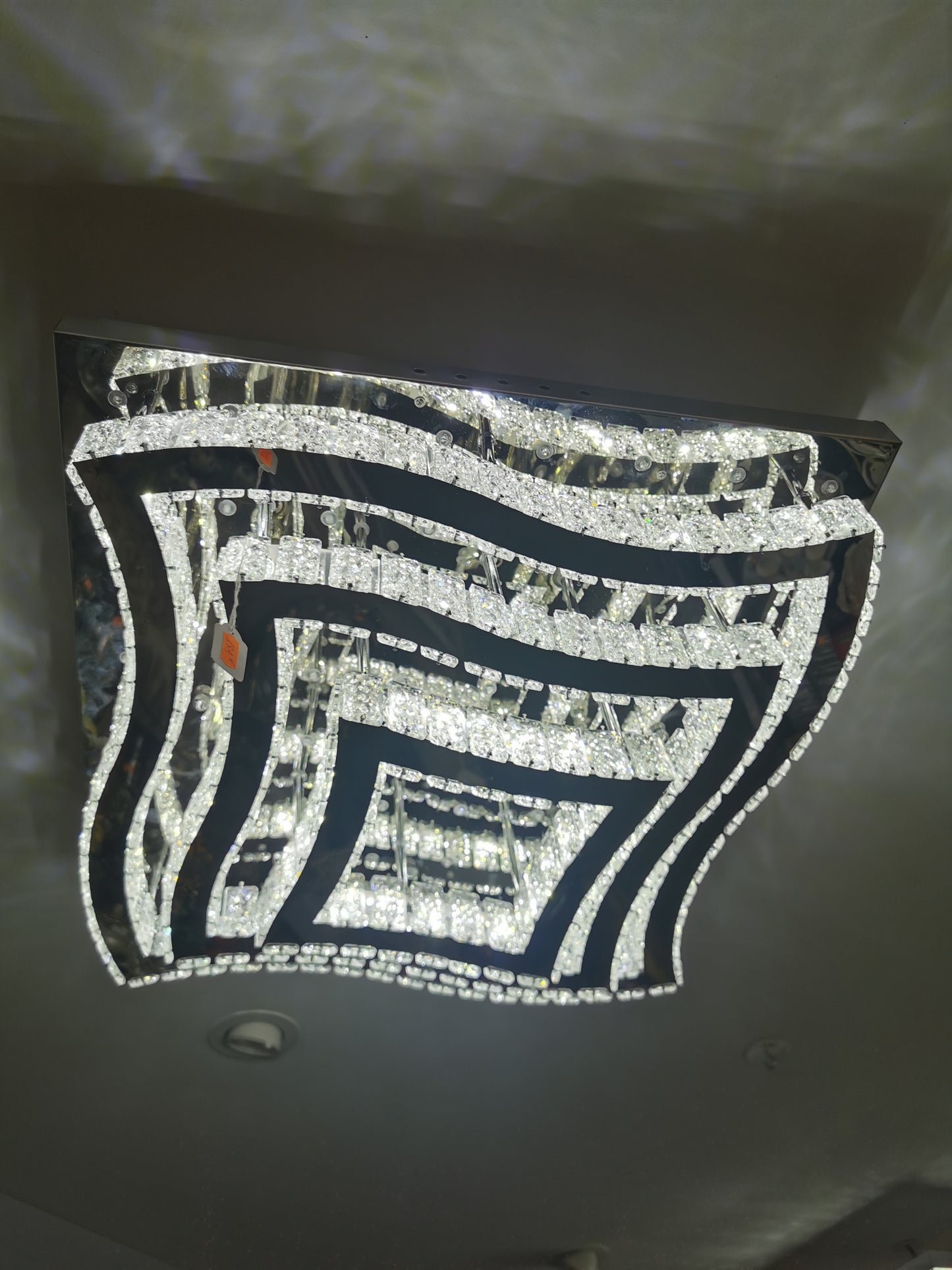 Lustre plafonnier LED Bluetooth avec télécommande – 60x60 cm – Neuf