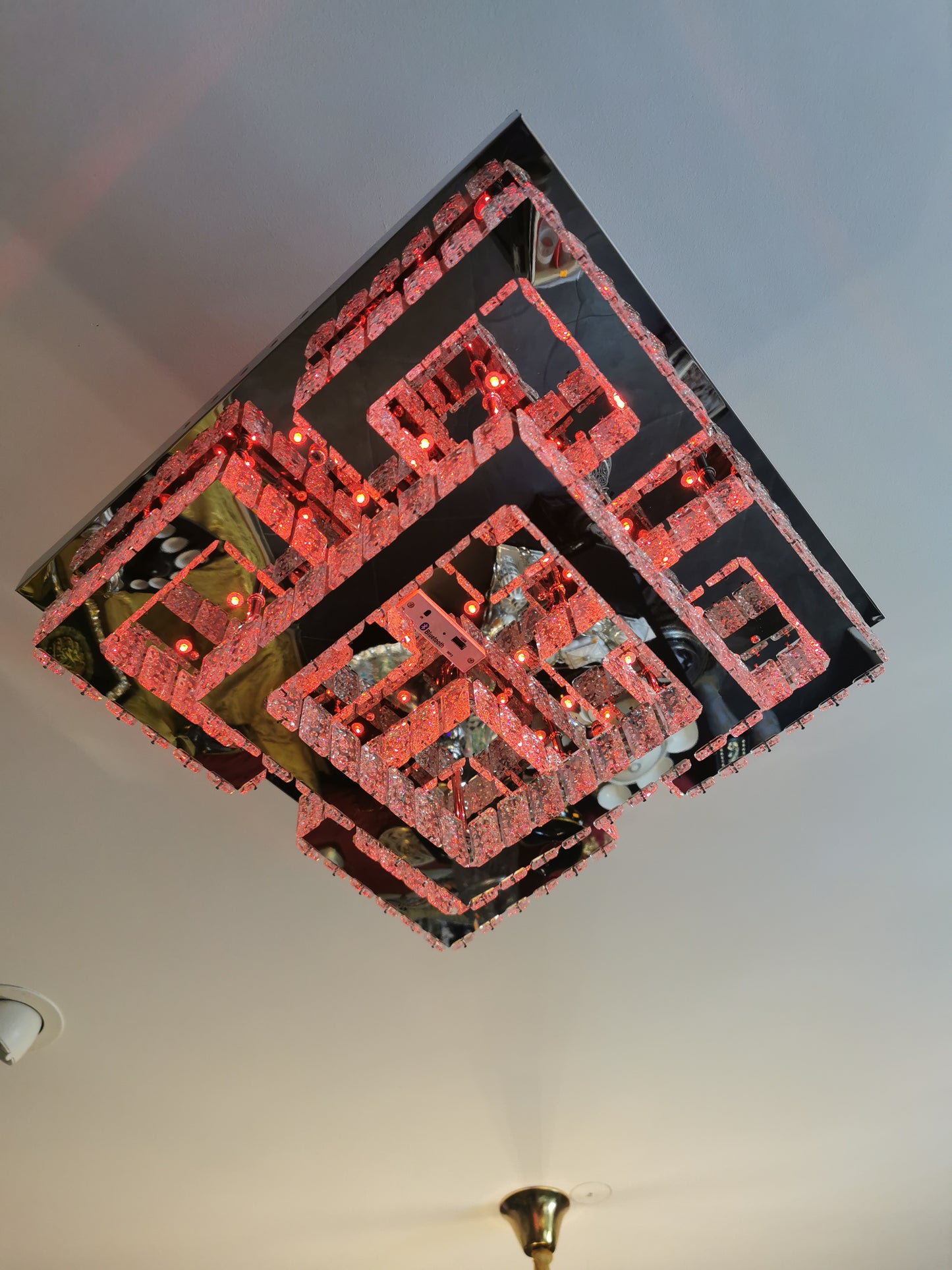 Lustre plafonnier LED Bluetooth avec télécommande – 50x50 cm – Neuf